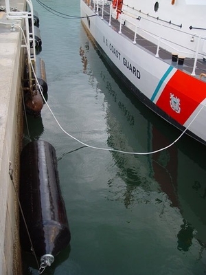 SGS EU BV Marine EVA الحاجز لرسو ميناء الحاجز الرغوي الثقيل EVA الوفير