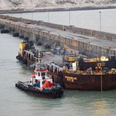 مضاد للتآكل المطاط الطبيعي الوفير البحرية العائمة الحاجز