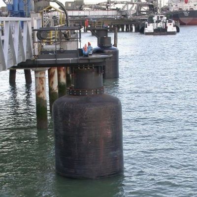 ارتفاع امتصاص الطاقة BV دونات الحاجز لرسو السفن البحرية EVA الوفير