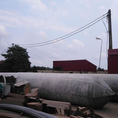 وسائد هوائية أسطوانية من المطاط البحري للأرصفة