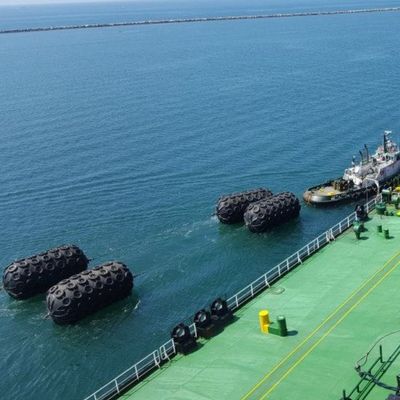 مصدات مطاطية هوائية عائمة STS قابلة للنفخ لحماية حوض السفن