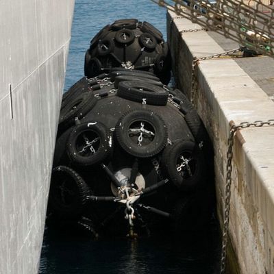 ISO17357 50 كيلو باسكال 80 كيلو باسكال نوع يوكوهاما درابزين هوائي قابل للنفخ